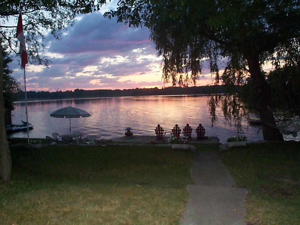 Windswept On The Trent Ξενοδοχείο Campbellford Εξωτερικό φωτογραφία